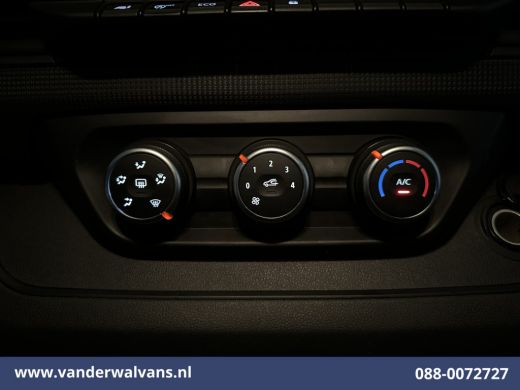 Renault Trafic 2.0 dCi 131pk L2H1 Euro6 Airco | Navigatie | LED | Cruisecontrol | Parkeersensoren Bijrijdersbank... ActivLease financial lease