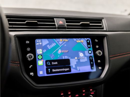 Seat Arona 1.0 TSI FR Sport Automaat (APPLE CARPLAY, GROOT NAVI, CLIMATE, STOELVERWARMING, SPORTSTOELEN, SFE... ActivLease financial lease