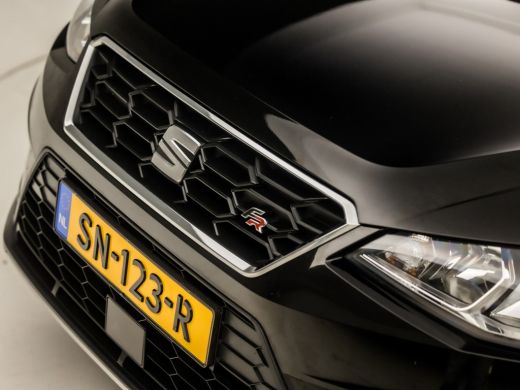 Seat Arona 1.0 TSI FR Sport Automaat (APPLE CARPLAY, GROOT NAVI, CLIMATE, STOELVERWARMING, SPORTSTOELEN, SFE... ActivLease financial lease