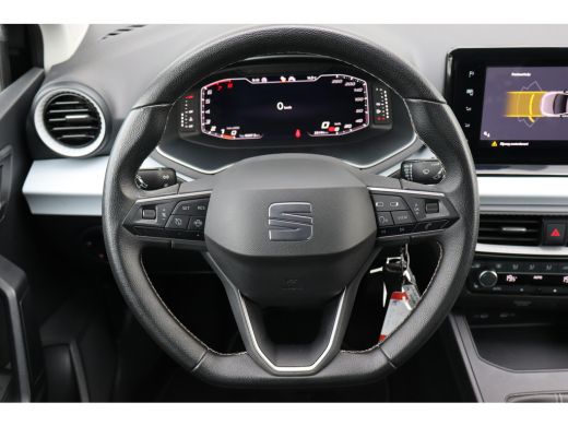 Seat Ibiza 1.0 EcoTSI Style Business Intense 95PK | Airco (automatisch) | Cruise control | Parkeersensor achter ActivLease financial lease