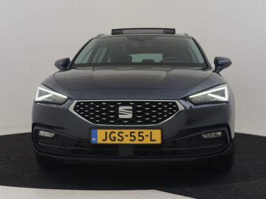 Seat Leon 1.4 TSI eHybrid PHEV FR l Stoel en Stuurverwarming l Achteruitrij Camera l Panoramadak l FULL LED... ActivLease financial lease