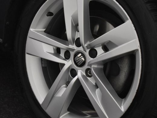 Seat Leon 1.5 TSI FR Business Intense l Stoelverwarming l Navigatie l Digital Dash l Camera l Parkeersensor... ActivLease financial lease