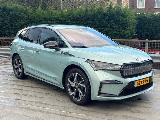 Skoda Enyaq iV Sportline 60 | 20" lichtmetalen velgen Taurus, antraciet gepolijst | 8 Luidsprekers | Achteruitri... ActivLease financial lease