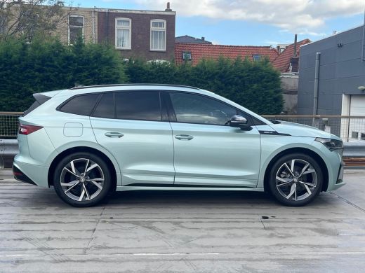 Skoda Enyaq iV Sportline 60 | 20" lichtmetalen velgen Taurus, antraciet gepolijst | 8 Luidsprekers | Achteruitri... ActivLease financial lease