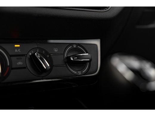 Skoda Fabia 1.0 TSI 95 pk Ambition Carplay | Airco | Cruise control | led verlichting ActivLease financial lease