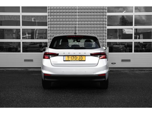 Skoda Fabia 1.0 TSI 95 pk Ambition Carplay | Airco | Cruise control | led verlichting ActivLease financial lease