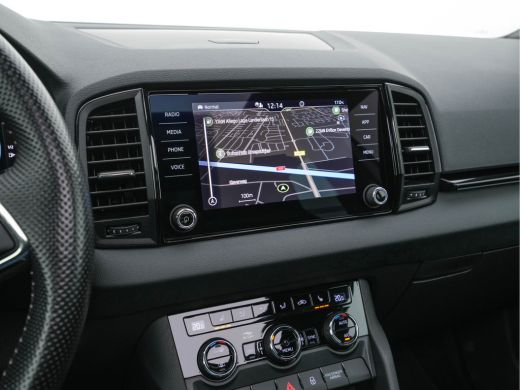 Skoda Karoq 1.5 TSI ACT Sportline (INCL-BTW) Aut. *PANO | DIGI-COCKPIT | ADAPTIVE-CRUISE | FULL-LED | BLIND-S... ActivLease financial lease