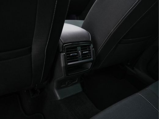 Skoda Karoq 1.5 TSI ACT Sportline (INCL-BTW) Aut. *PANO | DIGI-COCKPIT | ADAPTIVE-CRUISE | FULL-LED | BLIND-S... ActivLease financial lease