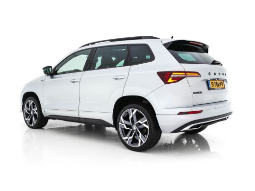 Skoda Karoq 1.5 TSI ACT Sportline (INCL-BTW) Aut. *PANO | DIGI-COCKPIT | ADAPTIVE-CRUISE | FULL-LED | BLIND-S... ActivLease financial lease