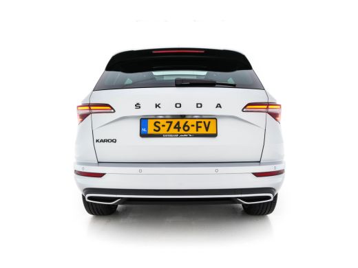 Skoda Karoq 1.5 TSI ACT Sportline (INCL-BTW) Aut. *PANO | DIGI-COCKPIT | ADAPTIVE-CRUISE | FULL-LED | BLIND-S... ActivLease financial lease