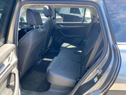 Skoda Kodiaq 1.5 TSI MHEV Business Edition Inclusief €3000,- inruilvoordeel | Achteruitrijcamera | Crew Protec... ActivLease financial lease