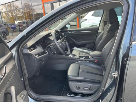 Skoda Octavia Combi 1.4 TSi iV 204 Pk Automaat PHEV Business Edition+ | LED Matrix | Head-Up | Navi | Camera | ... ActivLease financial lease