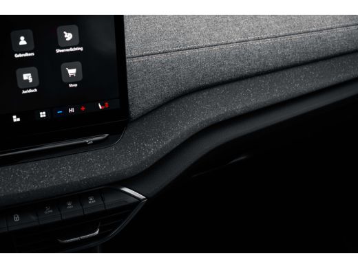 Skoda Octavia Combi 1.5 TSI First Edition | Chromen grille | Climatronic, elektronische airconditioning met twe... ActivLease financial lease