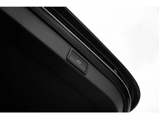 Skoda Octavia Combi Business Edition | Achteruitrijcamera | Chromen grille | Cruise control met speedlimiter ActivLease financial lease