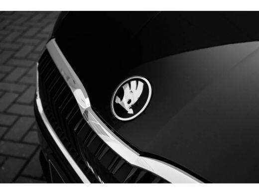 Skoda Octavia Combi Business Edition | Achteruitrijcamera | Chromen grille | Cruise control met speedlimiter ActivLease financial lease