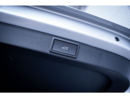 Skoda Octavia Combi Business Edition Plus, (2025) |  Chrome pakket | 2-spaaks multifunctioneel verwambaar stuur... ActivLease financial lease