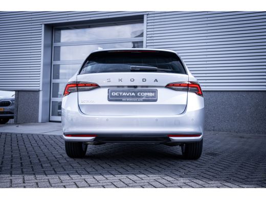 Skoda Octavia Combi Business Edition Plus, (2025) |  Chrome pakket | 2-spaaks multifunctioneel verwambaar stuur... ActivLease financial lease