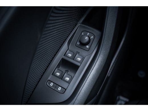 Skoda Octavia Combi Business Edition Plus, (2025) |  Chrome pakket | 2-spaaks multifunctioneel verwambaar stuur... ActivLease financial lease