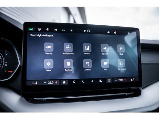 Skoda Octavia Combi Business Edition Plus, (2025) |  Chrome pakket | 2-spaaks multifunctioneel verwambaar stuur... ActivLease financial lease