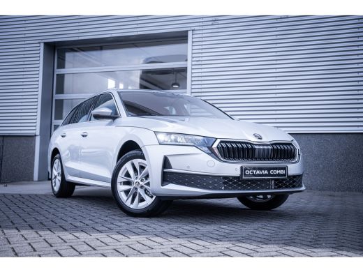 Skoda Octavia Combi Business Edition Plus, (2025) |  Chrome pakket | 2-spaaks multifunctioneel verwambaar stuur... ActivLease financial lease