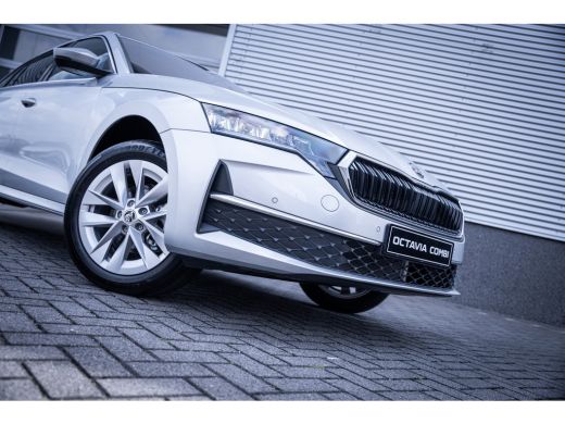 Skoda Octavia Combi Business Edition Plus, (2025) |  Chrome pakket | 2-spaaks multifunctioneel verwambaar stuur... ActivLease financial lease
