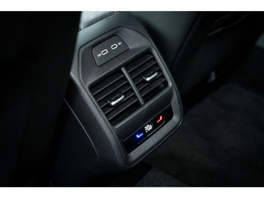 Skoda Superb 1.5 eTSI MHEV 150 pk First Edition |Trekhaak | A-uitrijcamera | Stoelverwarming | Adaptive cruise... ActivLease financial lease