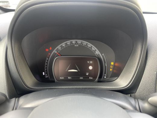 Toyota Aygo 1.0 VVT-i MT Premium ActivLease financial lease