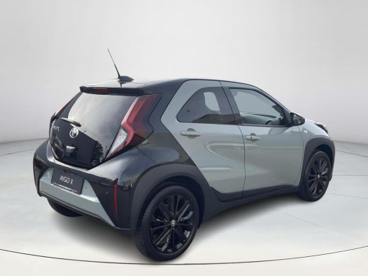 Toyota Aygo 1.0 VVT-i MT Premium ActivLease financial lease