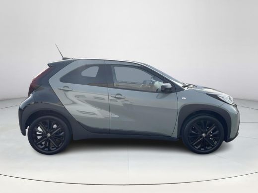 Toyota Aygo 1.0 VVT-i MT Premium ActivLease financial lease