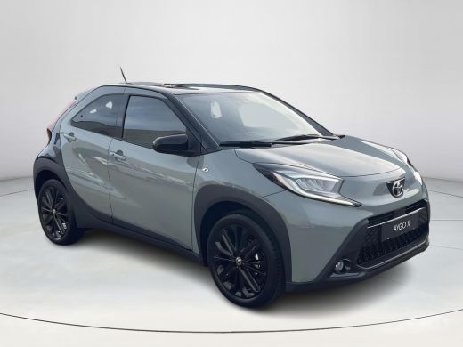 Toyota Aygo 1.0 VVT-i MT Premium ActivLease financial lease