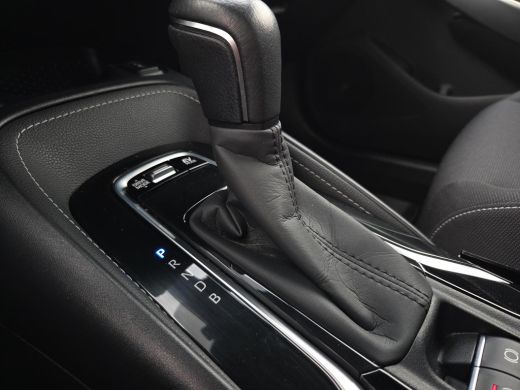 Toyota Corolla Touring Sports 1.8 Hybrid Dynamic Edition | Elektr. klep | Head-Up | Apple CarPlay | Rijklaar incl. garantie | ActivLease financial lease