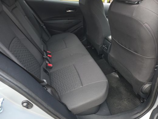 Toyota Corolla Touring Sports 1.8 Hybrid Dynamic Edition | Elektr. klep | Head-Up | Apple CarPlay | Rijklaar incl. garantie | ActivLease financial lease