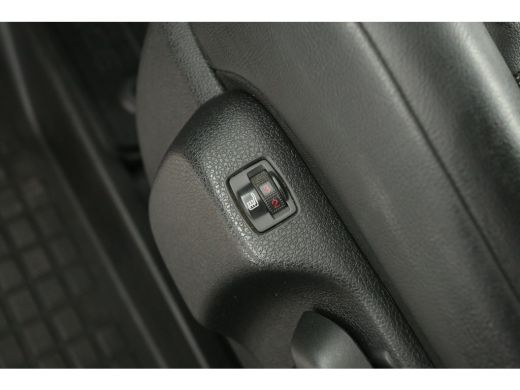 Toyota ProAce 2.0 D-4D L3H1 | DC | 360° Camera | Airco | Cruise | Navi | 2xSchuifdeur | Trekh. | Parkeersens. ActivLease financial lease