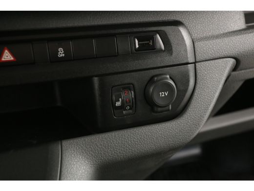 Toyota ProAce 2.0 D-4D L3H1 | DC | 360° Camera | Airco | Cruise | Navi | 2xSchuifdeur | Trekh. | Parkeersens. ActivLease financial lease