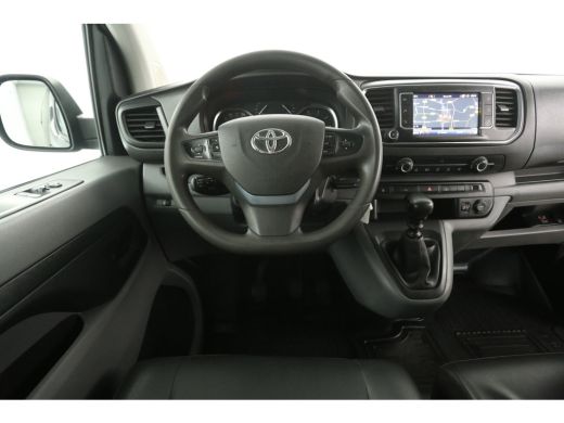 Toyota ProAce 2.0 D-4D L3H1 | DC | 360° Camera | Airco | Cruise | Navi | 2xSchuifdeur | Trekh. | Parkeersens. ActivLease financial lease