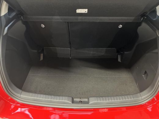 Toyota Yaris 1.5 Hybrid 115 Dynamic | All-in prijs | Apple/Android | Camera | Stoelverwarming | ActivLease financial lease