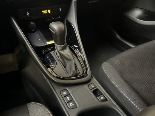 Toyota Yaris 1.5 Hybrid 115 Dynamic | All-in prijs | Apple/Android | Camera | Stoelverwarming | ActivLease financial lease