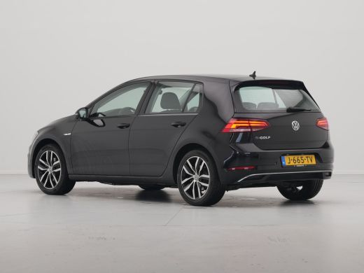 Volkswagen e-Golf E-DITION 136pk Navigatie Warmtepomp Stoelverwarming Acc Carplay 287 ActivLease financial lease