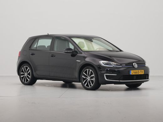 Volkswagen e-Golf E-DITION 136pk Navigatie Warmtepomp Stoelverwarming Acc Carplay 287 ActivLease financial lease