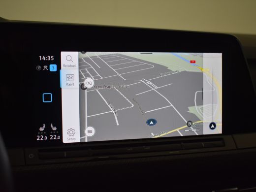 Volkswagen Golf 1.5 TSI R-Line l Stoel en stuurverwarming l R-Line Interieur l Adaptieve Cruise Control l Camera ... ActivLease financial lease