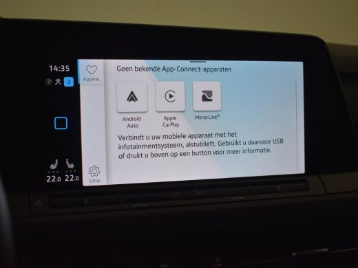 Volkswagen Golf 1.5 TSI R-Line l Stoel en stuurverwarming l R-Line Interieur l Adaptieve Cruise Control l Camera ... ActivLease financial lease