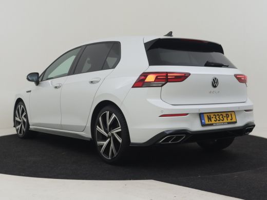 Volkswagen Golf 1.5 TSI R-Line l Stoel en stuurverwarming l R-Line Interieur l Adaptieve Cruise Control l Camera ... ActivLease financial lease