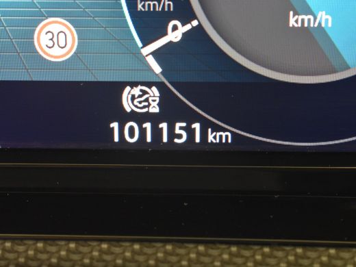 Volkswagen Golf 1.5 TSI R-Line l Stoel en stuurverwarming l R-Line Interieur l Adaptieve Cruise Control l Camera ... ActivLease financial lease