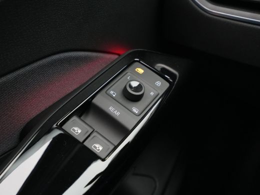 Volkswagen ID.3 Pure 150 pk Navigatie Camera Stoelverwarming Acc 333 ActivLease financial lease