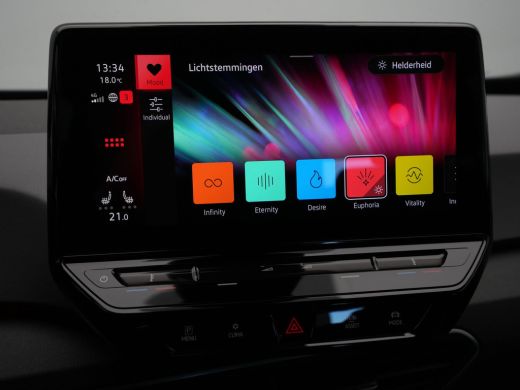 Volkswagen ID.3 Pure 150 pk Navigatie Camera Stoelverwarming Acc 333 ActivLease financial lease