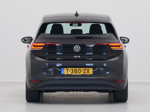 Volkswagen ID.3 Pure 150 pk Navigatie Camera Stoelverwarming Acc 333 ActivLease financial lease