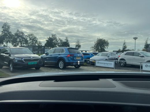 Volkswagen Passat Variant 1.5 eHybrid Business | Trekhaak | A-Camera | HUD | SOH 102% | PHEV | ActivLease financial lease