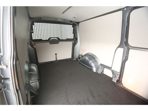 Volkswagen Transporter 2.0 TDI L2H1 | 150PK | Aut. | Airco | Cruise | 3-Zits | 2xSchuifdeur | Camera | Trekh. | Carplay ActivLease financial lease