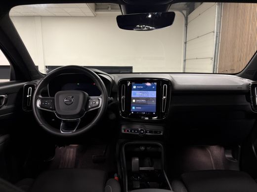Volvo  C40 Recharge Core 69 kWh | Stoel en Stuurwielverwarming | All Season banden | Parkeercamera | Cruise ... ActivLease financial lease