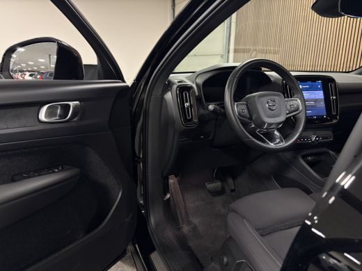 Volvo  C40 Recharge Core 69 kWh | Stoel en Stuurwielverwarming | All Season banden | Parkeercamera | Cruise ... ActivLease financial lease